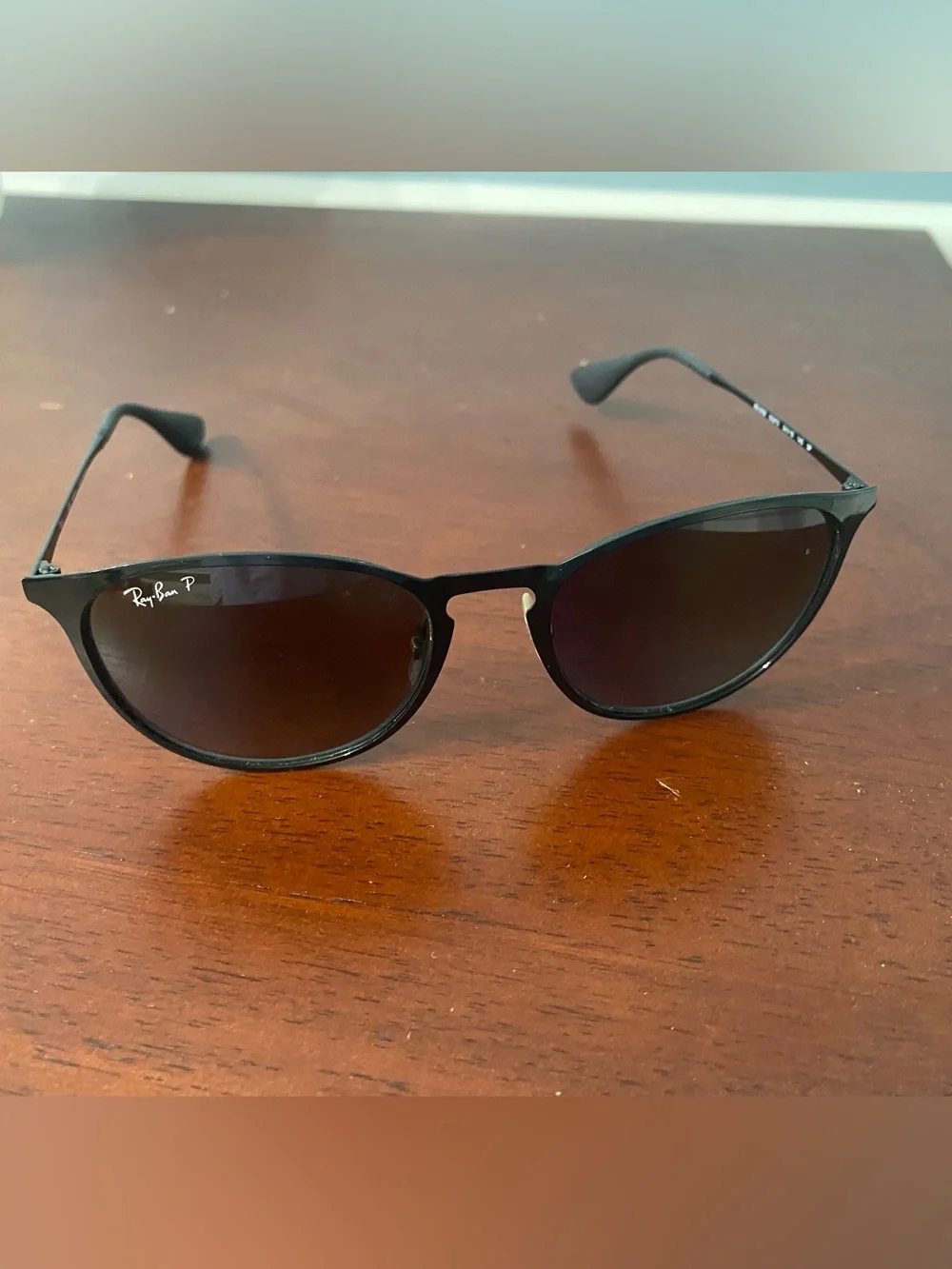 Ray-Ban Black Frame Polarized Sunglasses with Case